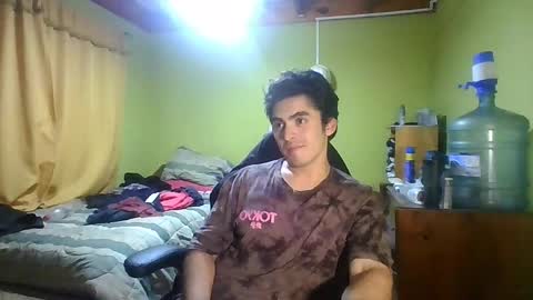 Snapshot of latinn_babe chatting on April 7, 2026, 3:40 am latinn_babe online show from April 7, 2026, 3:40 am
