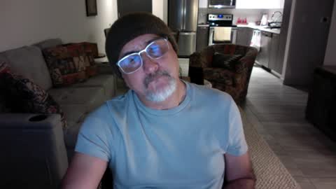 QS - INDEPENDENT MODEL online show from January 29, 2025, 2:09 am