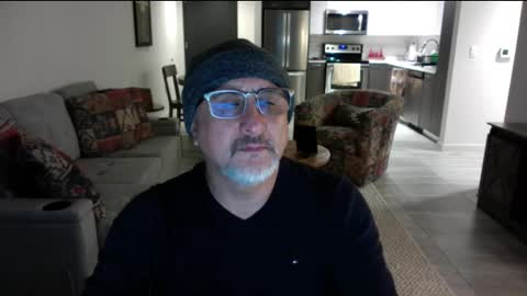 QS - INDEPENDENT MODEL online show from February 10, 2025, 1:24 am