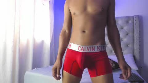 latinodark online show from February 19, 2026, 1:07 pm