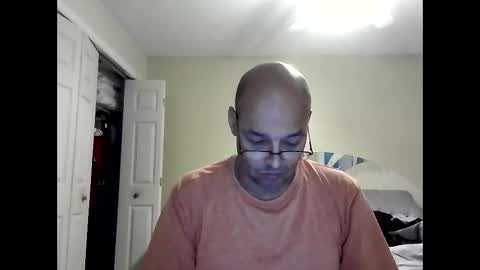 Snapshot of latinoinfla chatting on December 1, 2024, 8:20 pm latinoinfla online show from December 1, 2024, 8:20 pm