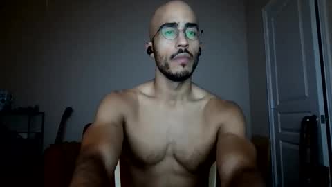 Snapshot of latinomixedbbc chatting on March 2, 2026, 6:14 am latinomixedbbc online show from March 2, 2026, 6:14 am