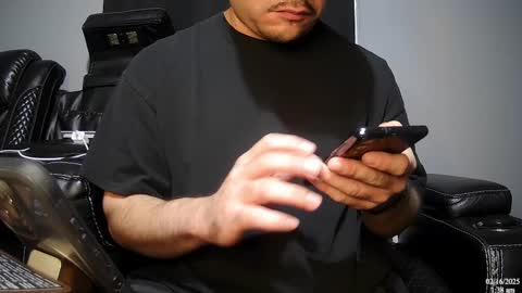 Snapshot of latinstud7 chatting on February 16, 2025, 7:37 am Nico online show from February 16, 2025, 7:37 am