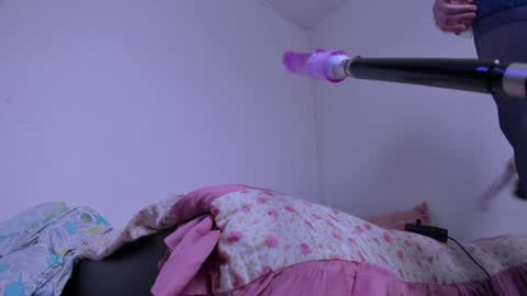 Snapshot of latinsweetx19 chatting on December 7, 2024, 8:16 pm LatinSweetx 19 online show from December 7, 2024, 8:16 pm