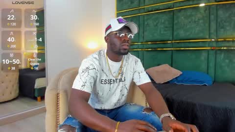 LEANDRO online show from February 5, 2025, 11:02 am