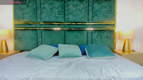 LEANDRO online show from February 13, 2025, 2:31 pm