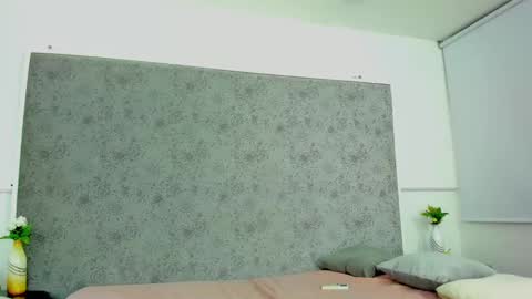 LEANDRO online show from March 4, 2025, 3:15 pm