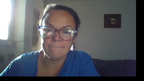 Snapshot of lau16310 chatting on April 27, 2026, 9:46 pm Laura online show from April 27, 2026, 9:46 pm