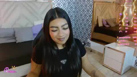 laulin_tay online show from April 16, 2026, 4:13 am