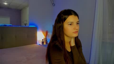 Laura online show from November 13, 2025, 7:07 am