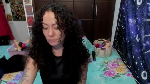 Snapshot of laura_anal_ chatting on April 29, 2026, 5:52 pm Wen online show from April 29, 2026, 5:52 pm