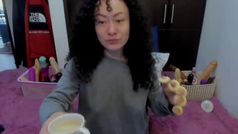 Snapshot of laura_anal_ chatting on May 20, 2026, 2:01 pm Wen online show from May 20, 2026, 2:01 pm