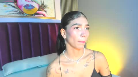 Laura online show from May 3, 2026, 11:38 am