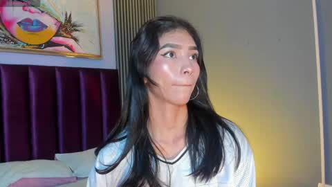 Laura online show from May 30, 2026, 12:02 pm
