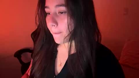 Snapshot of laura_d23 chatting on January 16, 2026, 12:47 am laura online show from January 16, 2026, 12:47 am