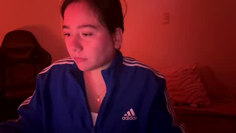 Snapshot of laura_d23 chatting on February 17, 2026, 12:18 am laura online show from February 17, 2026, 12:18 am