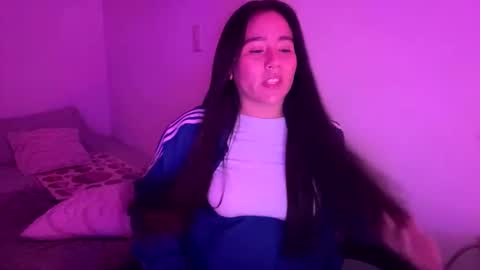 Snapshot of laura_d23 chatting on February 28, 2026, 12:55 am laura online show from February 28, 2026, 12:55 am