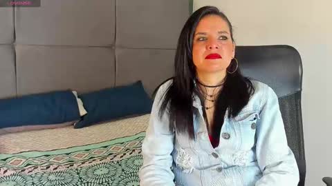 laura hotties online show from March 12, 2025, 1:08 pm