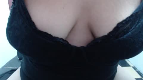  Laura  online show from February 20, 2026, 6:08 pm