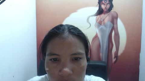  Laura  online show from April 6, 2026, 5:03 pm