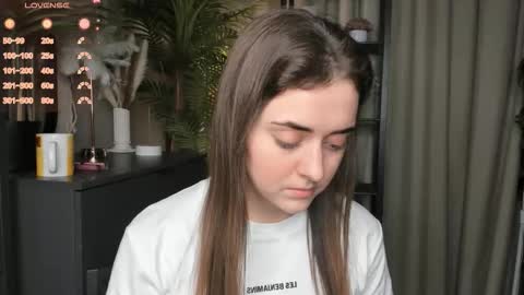 Samantha online show from November 9, 2025, 2:37 pm