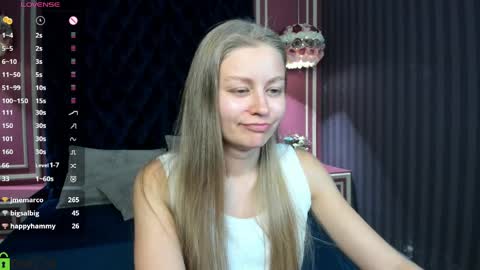 Snapshot of laura_pudd chatting on April 1, 2026, 1:41 pm Laura online show from April 1, 2026, 1:41 pm