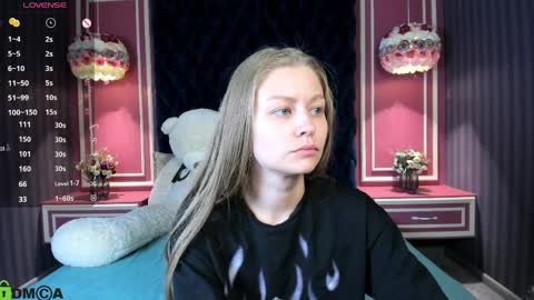 Snapshot of laura_pudd chatting on April 10, 2026, 3:06 pm Laura online show from April 10, 2026, 3:06 pm