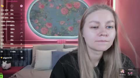 Snapshot of laura_pudd chatting on May 16, 2026, 10:36 am Laura online show from May 16, 2026, 10:36 am