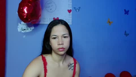 Snapshot of lauracb_ chatting on February 17, 2025, 10:07 am lauracb online show from February 17, 2025, 10:07 am