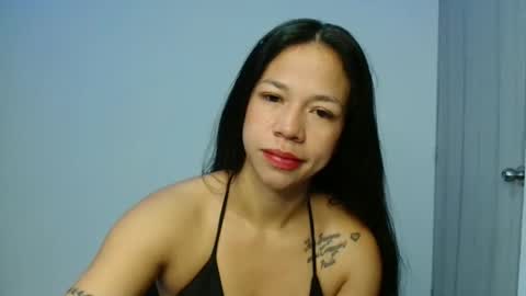 Snapshot of lauracb_ chatting on January 6, 2026, 8:40 am lauracb online show from January 6, 2026, 8:40 am