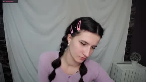 Laura online show from February 20, 2025, 2:24 pm