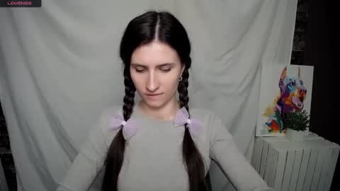 Laura online show from March 1, 2025, 8:23 am