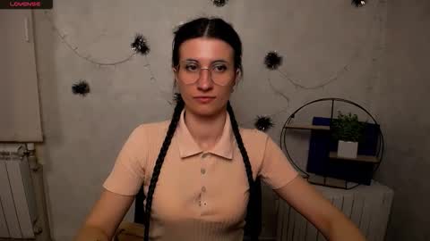 Laura online show from March 22, 2026, 11:57 am