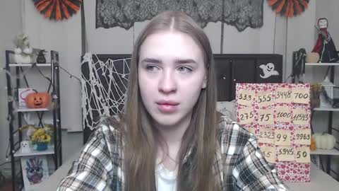 LauraHlot online show from October 25, 2025, 5:51 pm