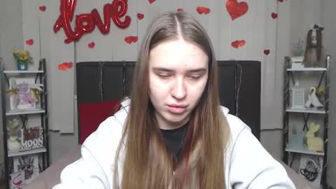 LauraHlot online show from February 22, 2026, 10:25 am