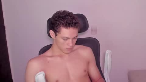 Laureent online show from March 6, 2026, 9:28 am