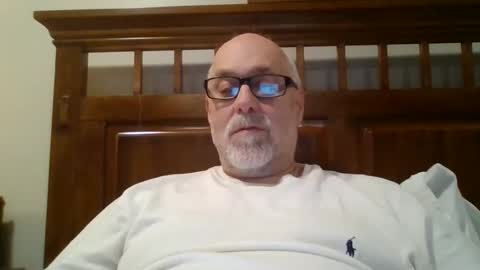 laurel16 online show from January 11, 2026, 3:44 am