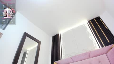 Laurem online show from February 8, 2025, 7:27 pm