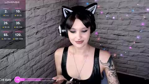 Eva online show from December 5, 2024, 5:06 pm