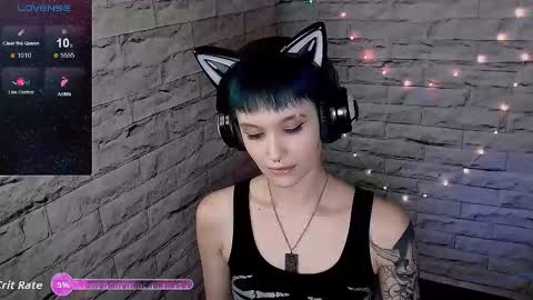 Eva online show from October 21, 2025, 3:57 pm