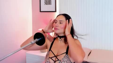 lauren_stone_ online show from December 18, 2025, 7:31 pm