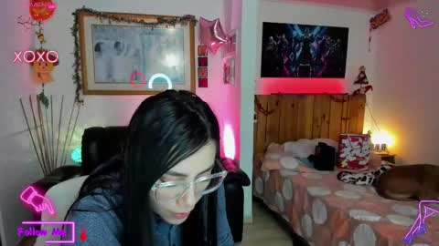 Lauren online show from March 11, 2025, 6:00 am