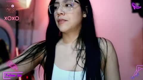 Lauren online show from November 6, 2025, 2:45 am