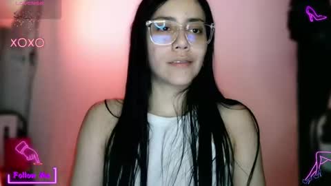 Lauren online show from November 24, 2025, 10:53 pm