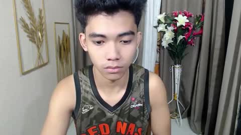 laurence_cuttieguyhere online show from March 21, 2026, 6:55 pm