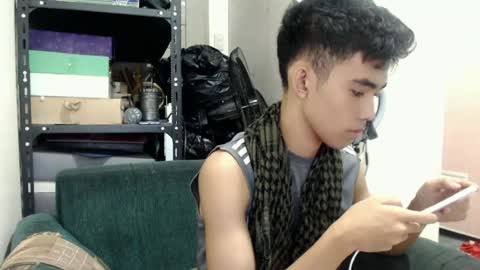 laurence_cuttieguyhere online show from July 4, 2026, 6:41 am