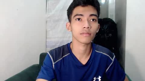laurence_cuttieguyhere online show from July 9, 2026, 6:23 pm