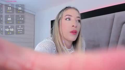 Snapshot of laurenclark1 chatting on March 1, 2026, 3:30 am laurenclark1 online show from March 1, 2026, 3:30 am