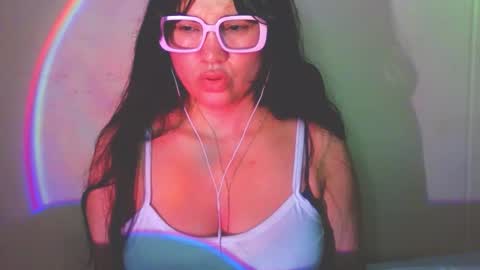 Snapshot of laurengirls1 chatting on February 20, 2026, 3:47 am onlyfan laureng7 - 7 laureng2 online show from February 20, 2026, 3:47 am