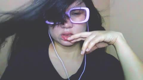 Snapshot of laurengirls1 chatting on March 16, 2026, 3:45 am onlyfan laureng7 - 7 laureng2 online show from March 16, 2026, 3:45 am